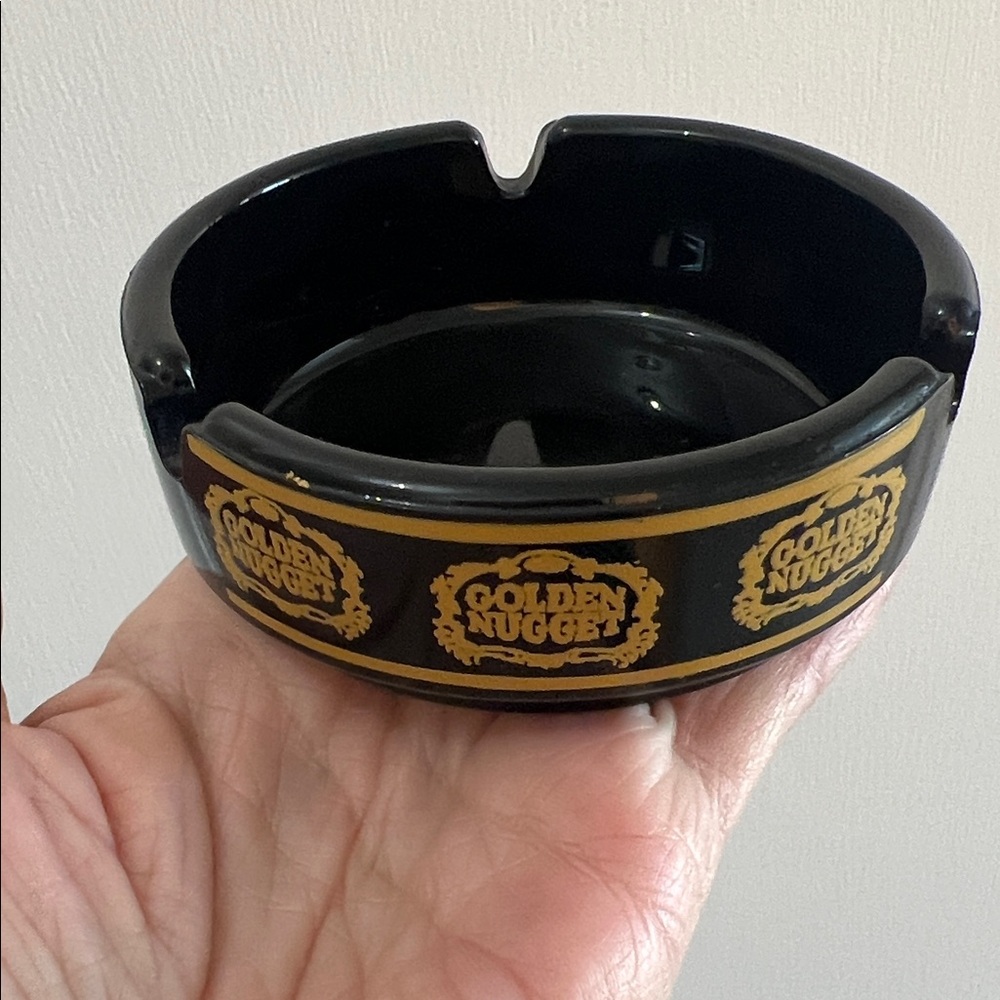 GOLDEN NUGGET  Black and Gold glass Decorative Ashtray Perfect condition.